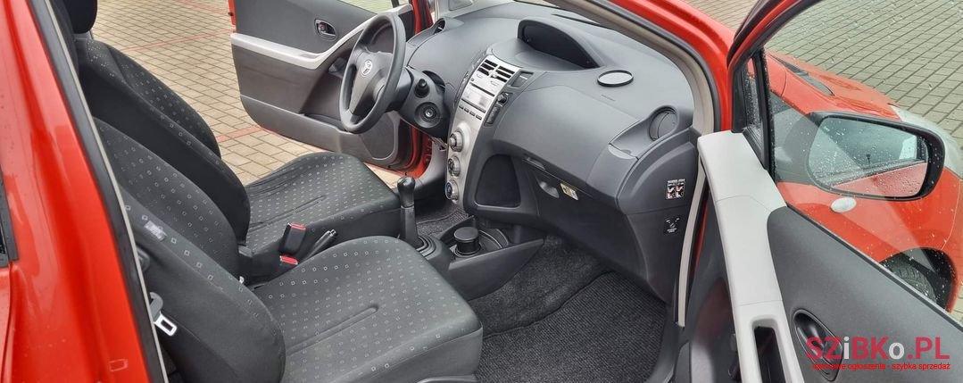 2007' Toyota Yaris photo #5