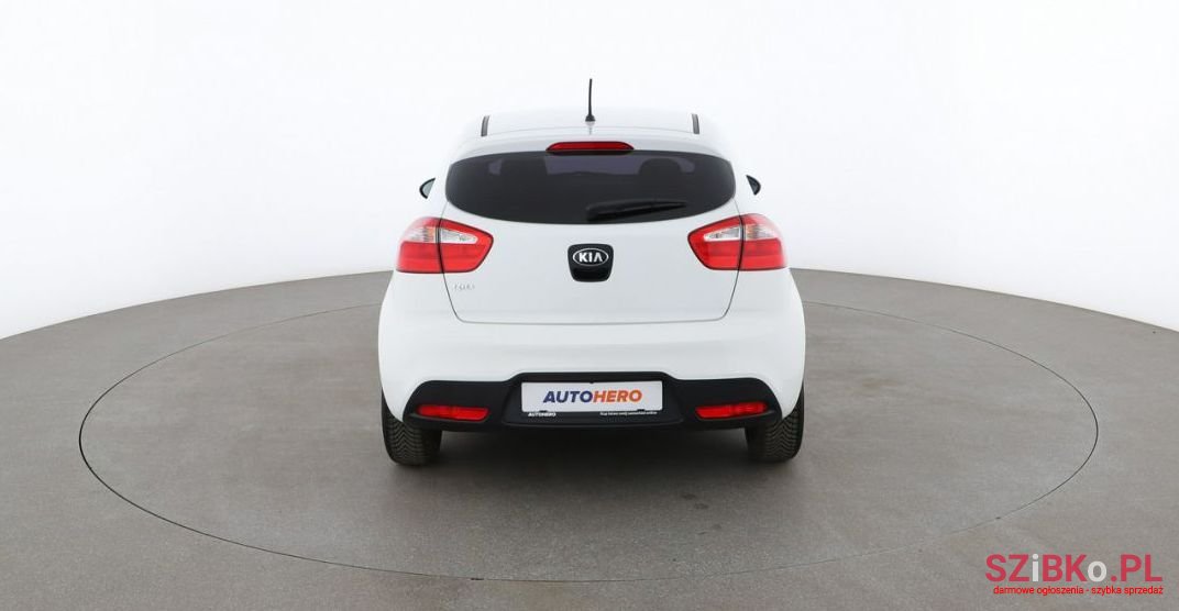2012' Kia Rio photo #4