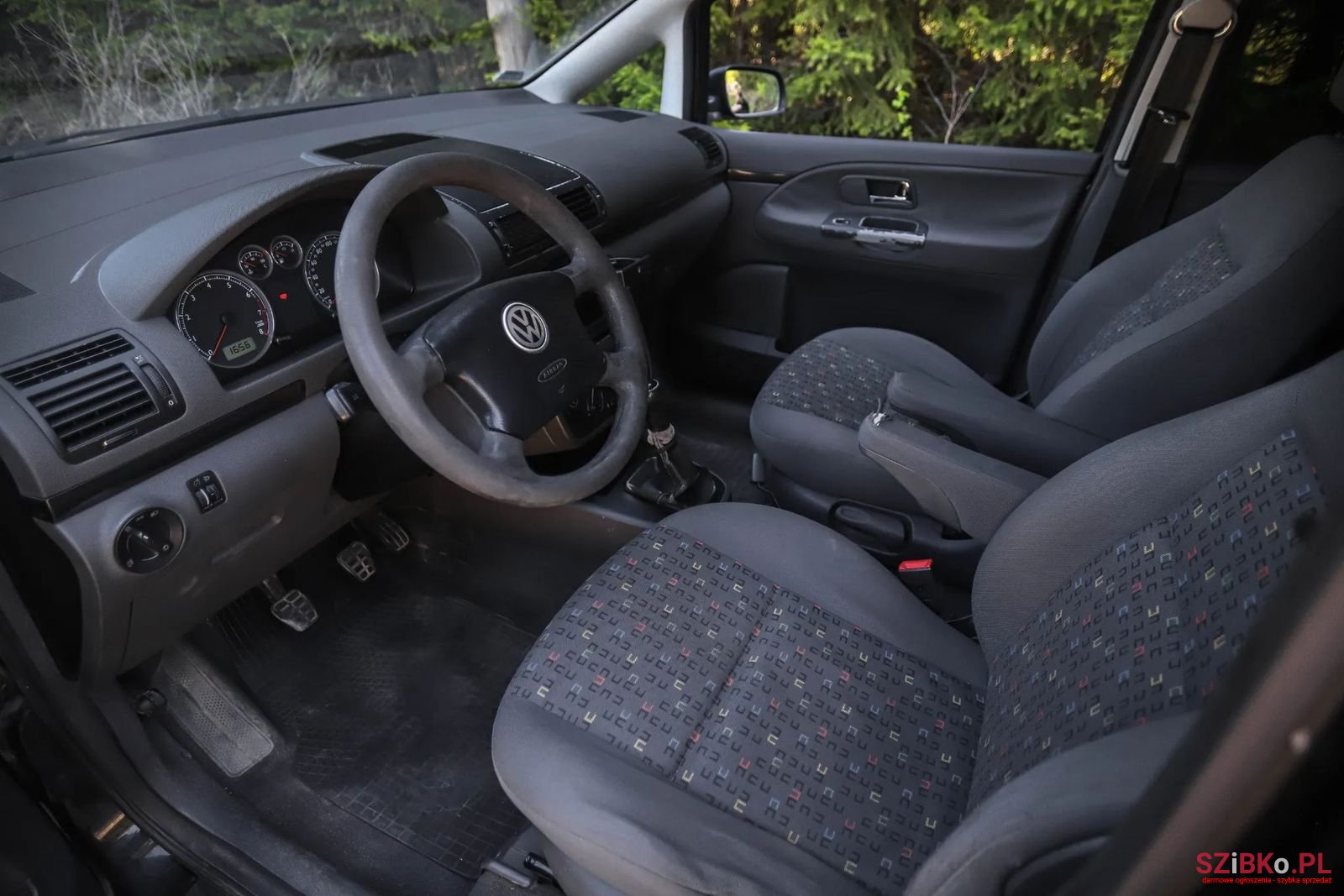 2002' Volkswagen Sharan photo #5