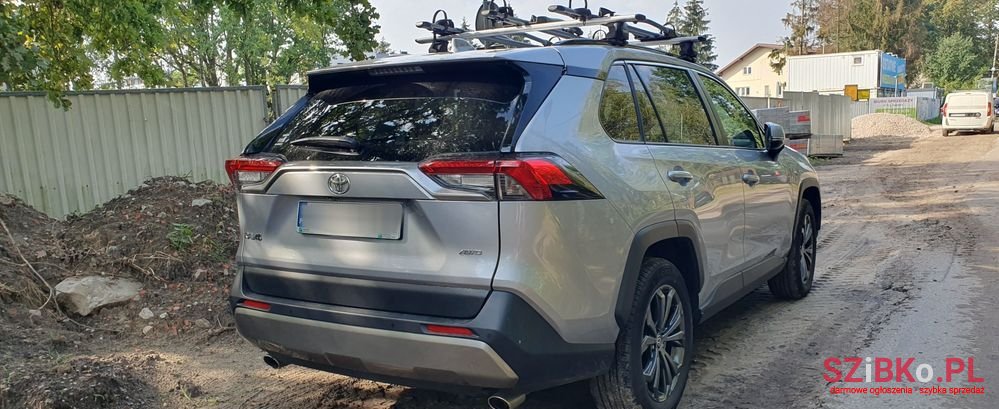 2022' Toyota RAV4 photo #5