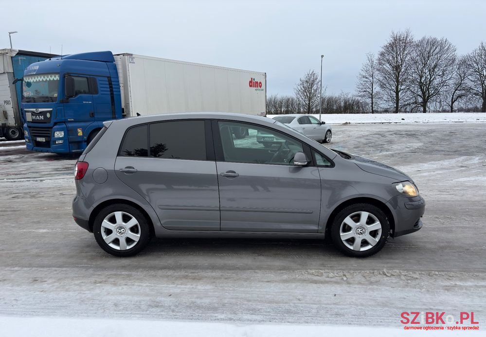 2006' Volkswagen Golf 2.0 Tdi Goal photo #4