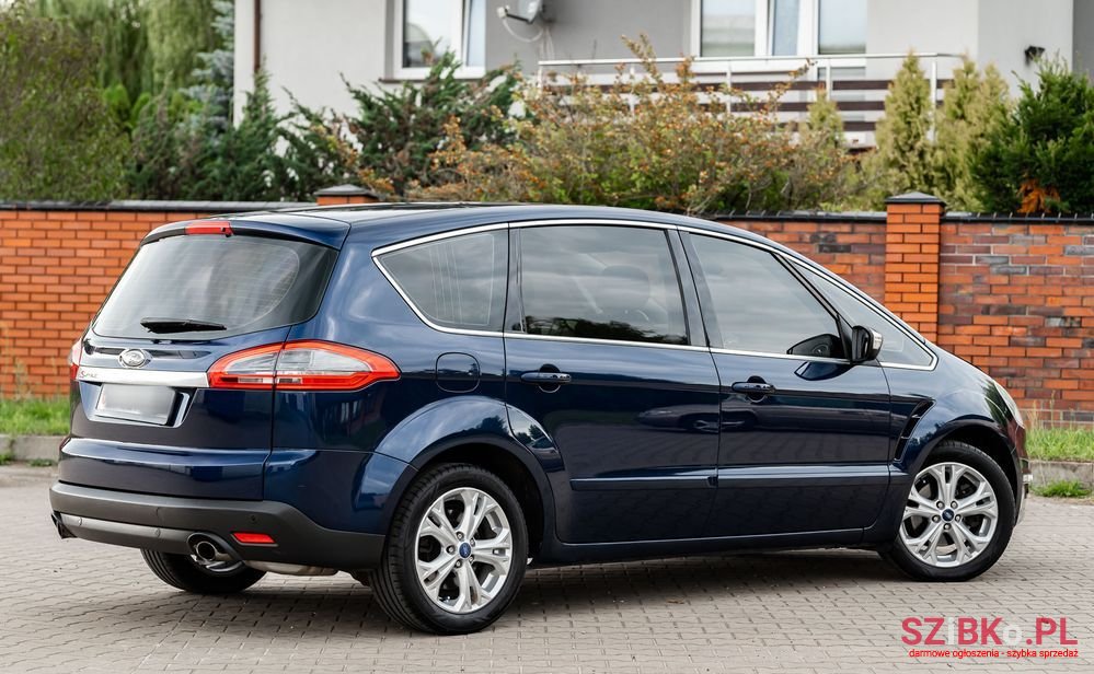 2011' Ford S-Max 2.0 Ecoboost Titanium photo #3