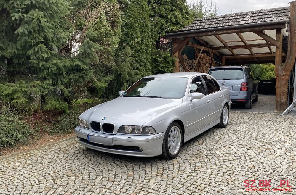 2001' BMW 5 Series 525I photo #4