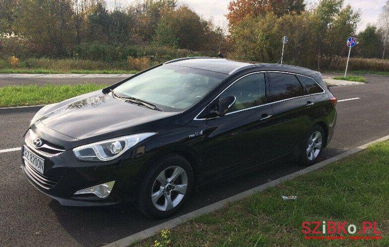 2012' Hyundai i40 photo #1