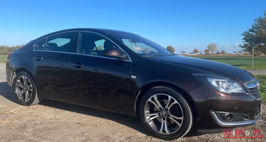 2015' Opel Insignia photo #1