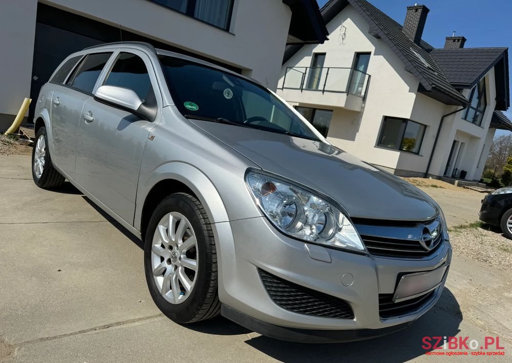 2009' Opel Astra Iii 1.7 Cdti Ecoflex photo #2