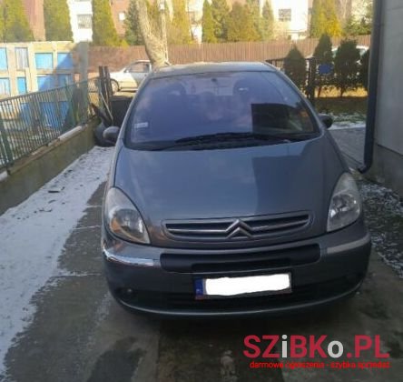 2004' Citroen Xsara Picasso photo #4