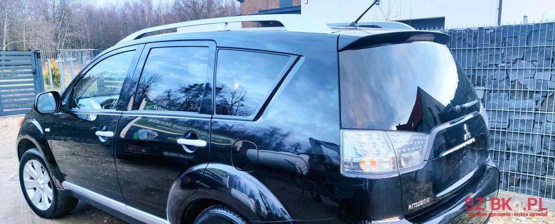 2008' Mitsubishi Outlander photo #5