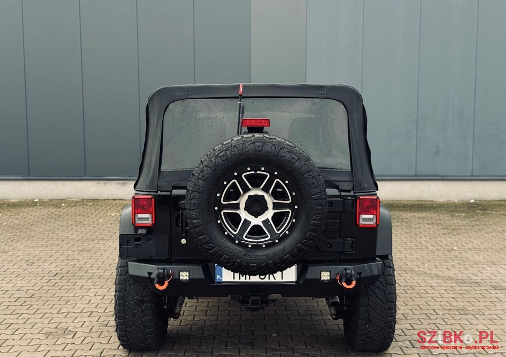 2018' Jeep Wrangler photo #4