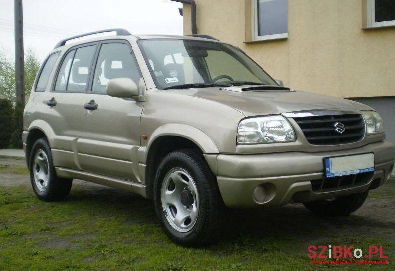 2002' Suzuki Grand Vitara photo #2