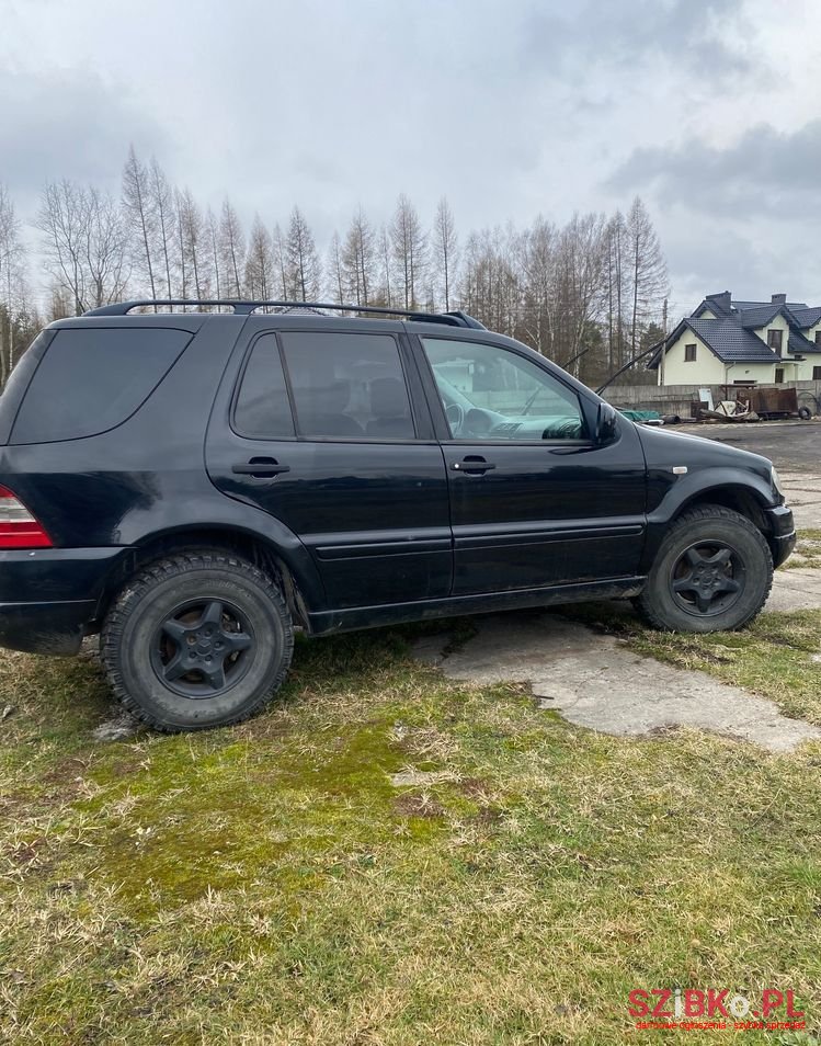 2001' Mercedes-Benz Ml 320 photo #3