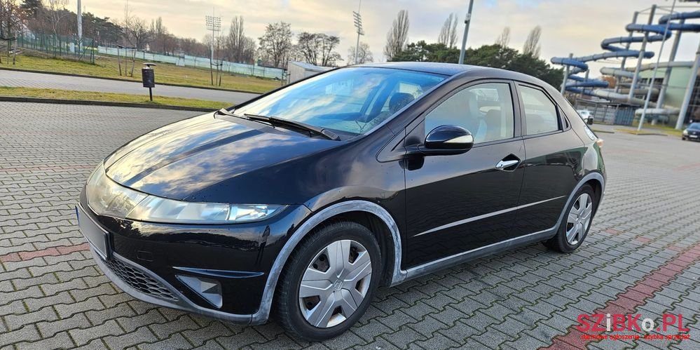 2007' Honda Civic 1.4I-Dsi photo #1