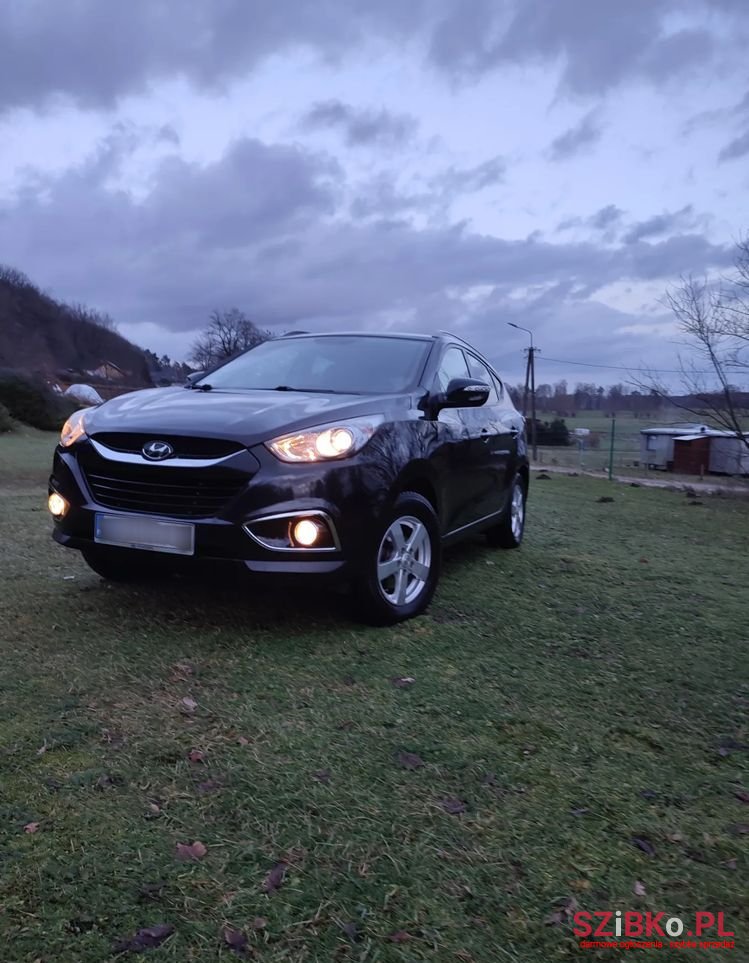 2011' Hyundai ix35 photo #1