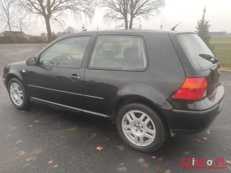 2003' Volkswagen Golf 1.4 Comfortline photo #3