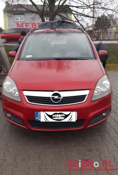 2006' Opel Zafira photo #1