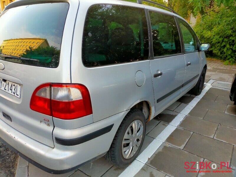 2000' Ford Galaxy photo #3