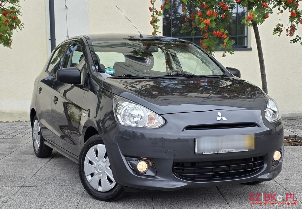 2013' Mitsubishi Space Star photo #1