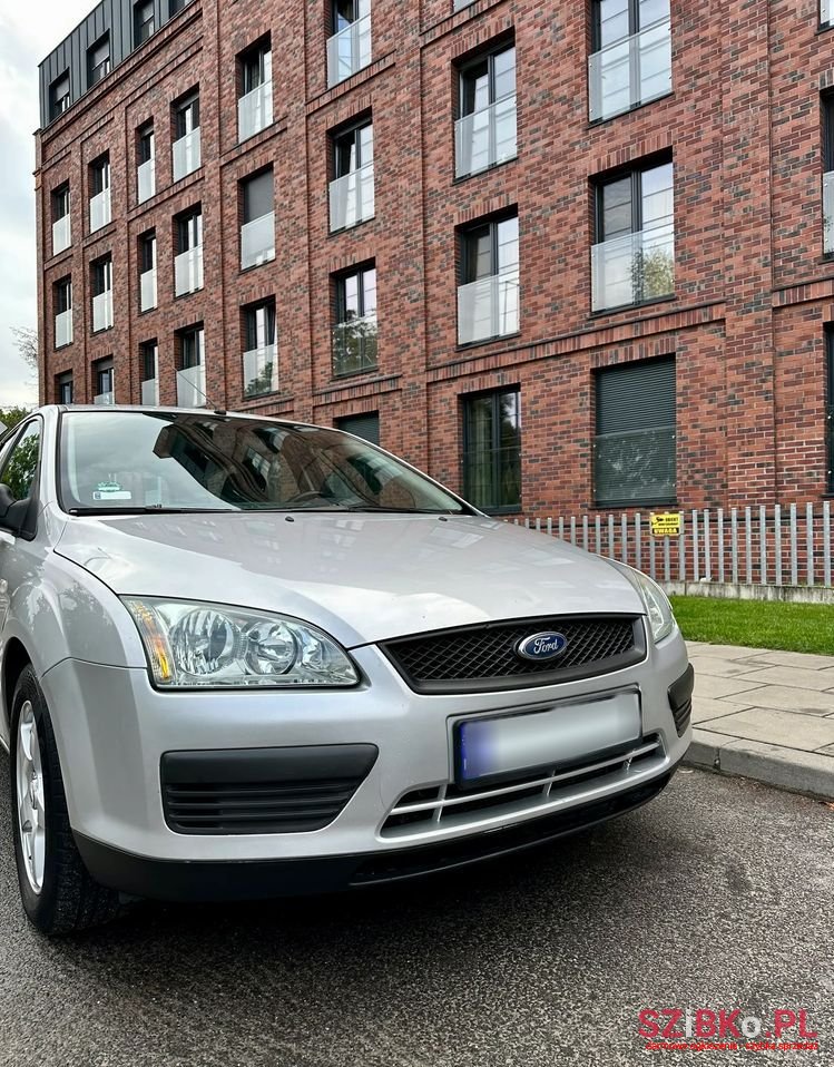 2006' Ford Focus photo #4