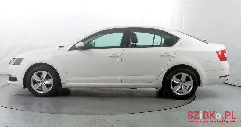 2017' Skoda Octavia photo #2