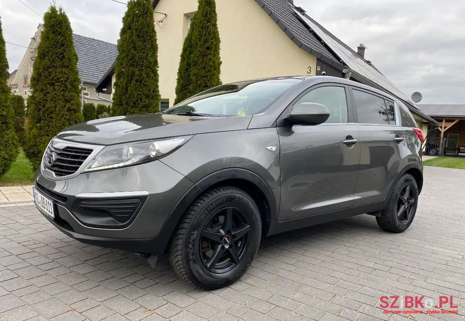 2010' Kia Sportage photo #2