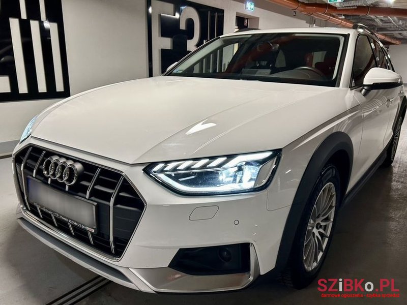 2020' Audi A4 Allroad photo #1