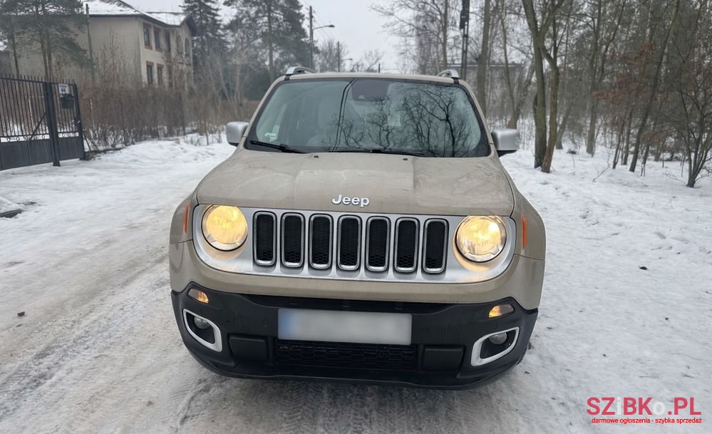2016' Jeep Renegade photo #1