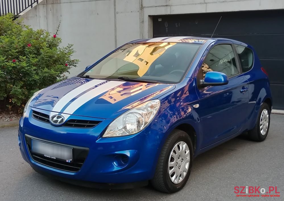 2010' Hyundai i20 photo #2