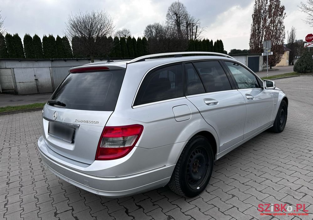 2009' Mercedes-Benz C-Class photo #5