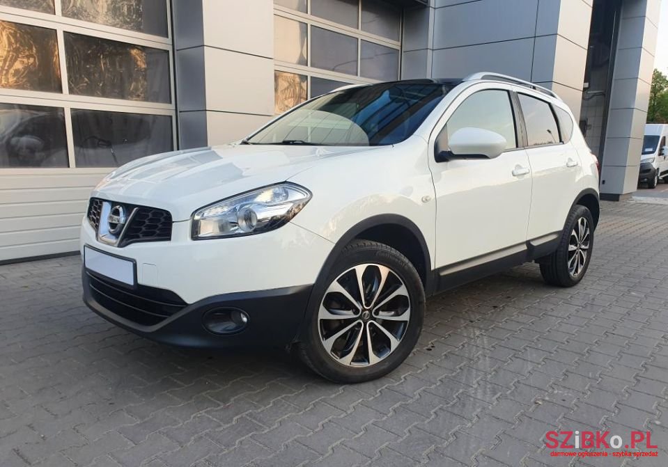 2012' Nissan Qashqai photo #1