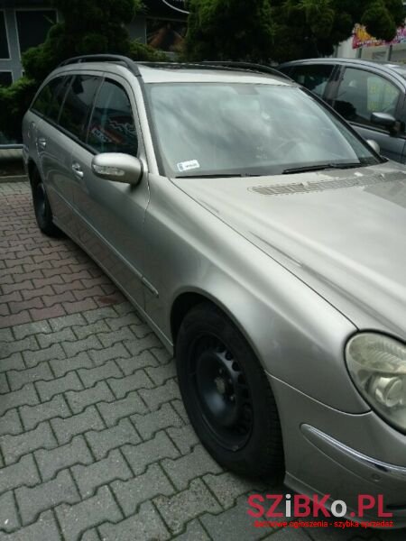 2004' Mercedes-Benz Klasa E photo #4