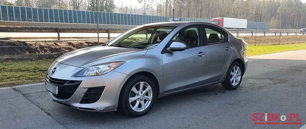 2011' Mazda 3 photo #1