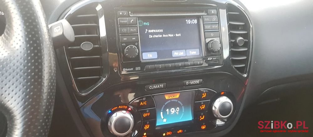 2011' Nissan Juke photo #6