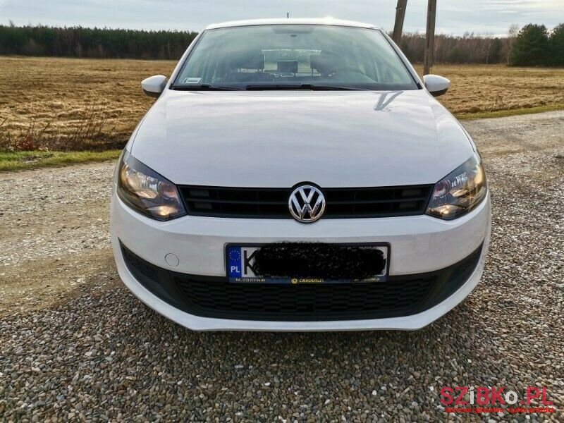 2013' Volkswagen Polo photo #5