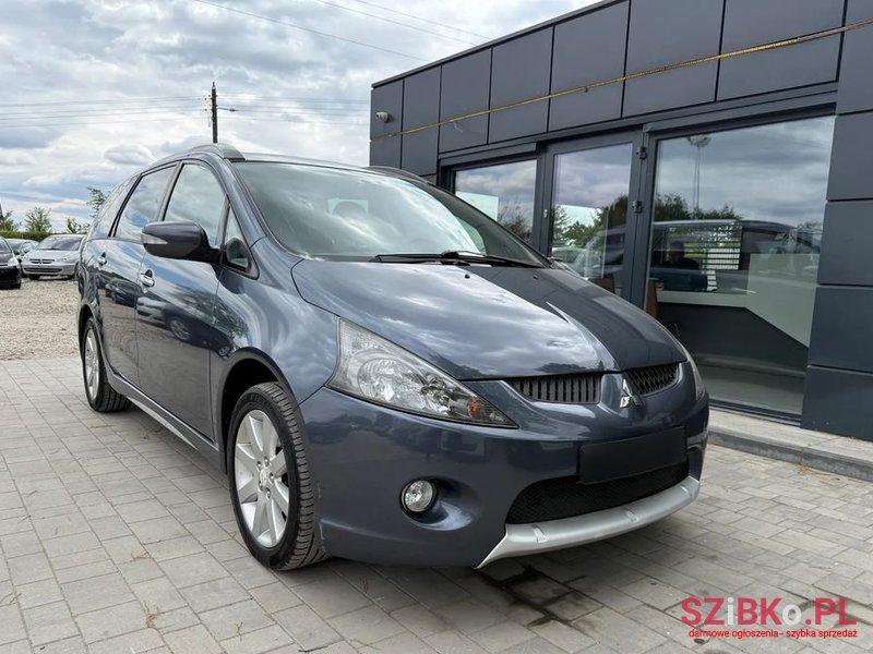 2007' Mitsubishi Grandis 2.4 Inform photo #3