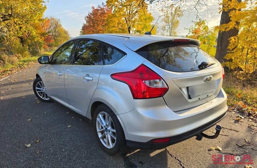2012' Ford Focus photo #3