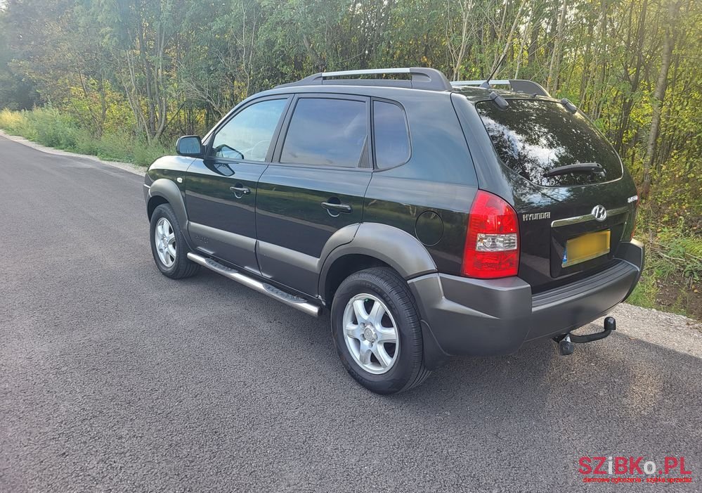 2005' Hyundai Tucson photo #5