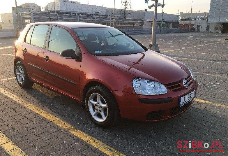 2008' Volkswagen Golf photo #1