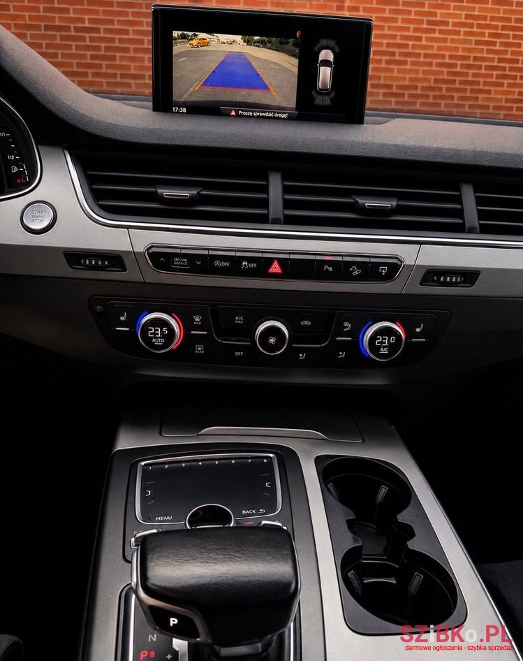 2016' Audi Q7 photo #6