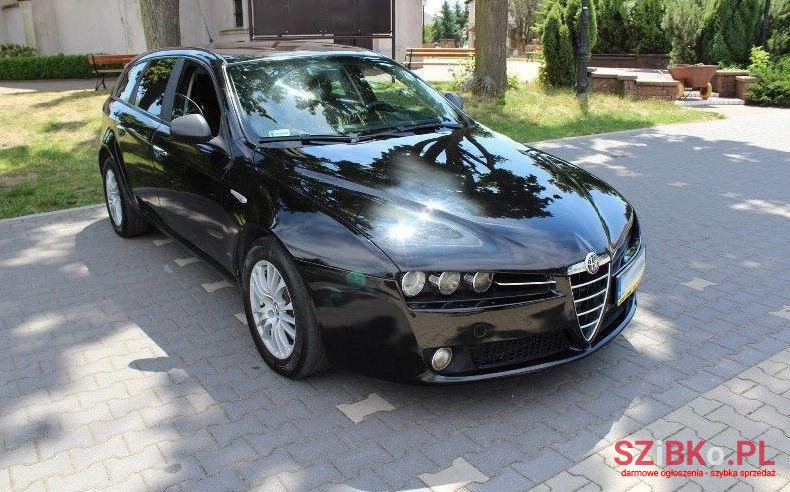 2006' Alfa Romeo 159 photo #2