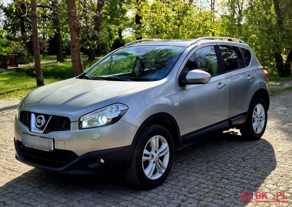 2010' Nissan Qashqai 2.0 Tekna photo #5