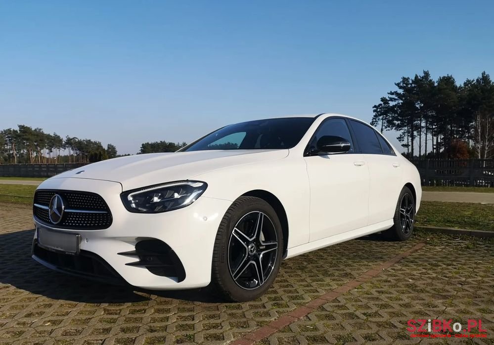 2022' Mercedes-Benz E-Class 220 D 4-Matic Amg photo #1