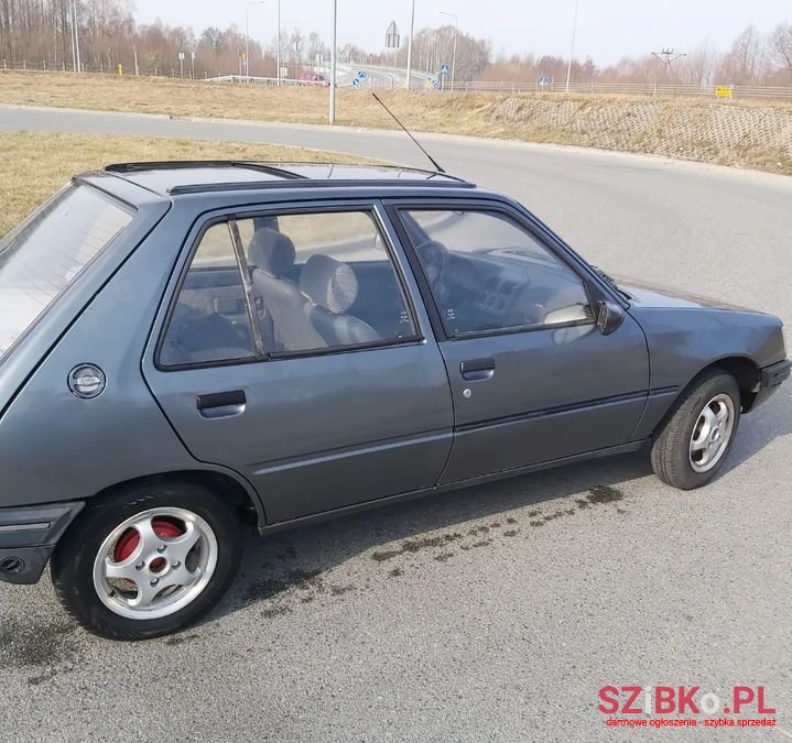 1991' Peugeot 205 photo #4