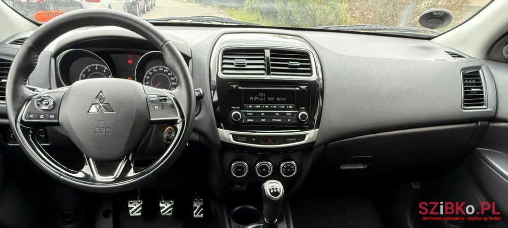 2017' Mitsubishi ASX photo #5