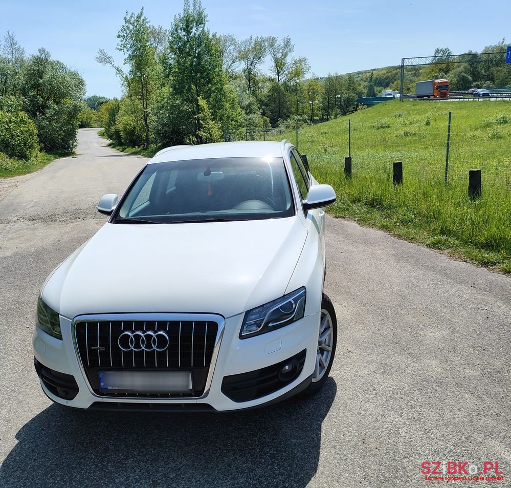 2011' Audi Q5 S Tronic photo #2