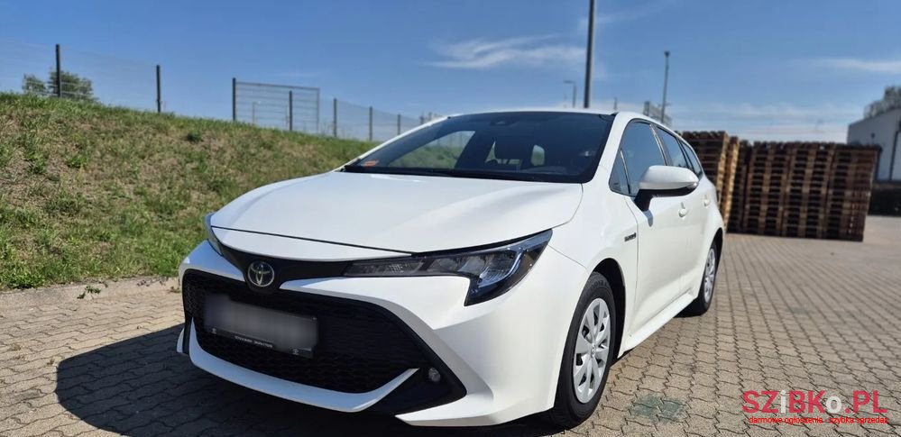 2021' Toyota Corolla photo #2