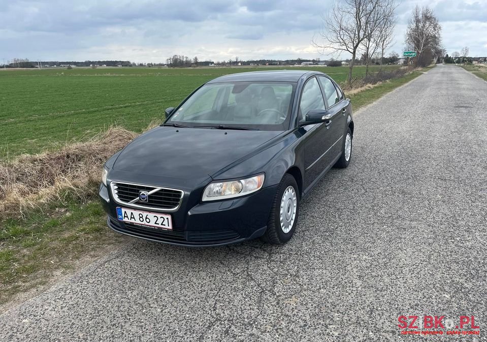 2008' Volvo S40 photo #3