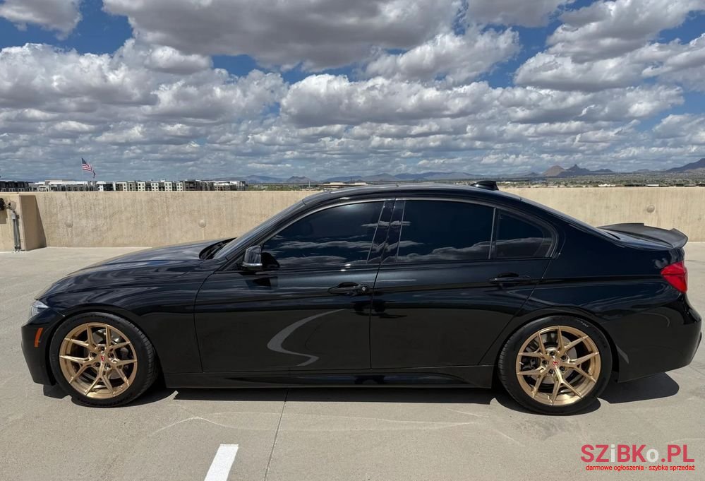 2018' BMW 3 Series 330I M Sport photo #6