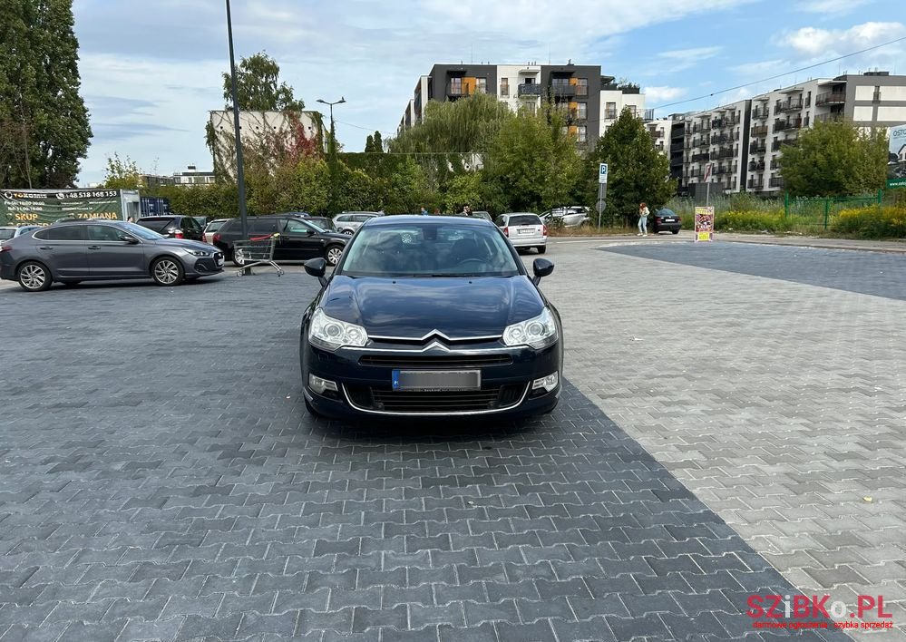 2010' Citroen C5 photo #6