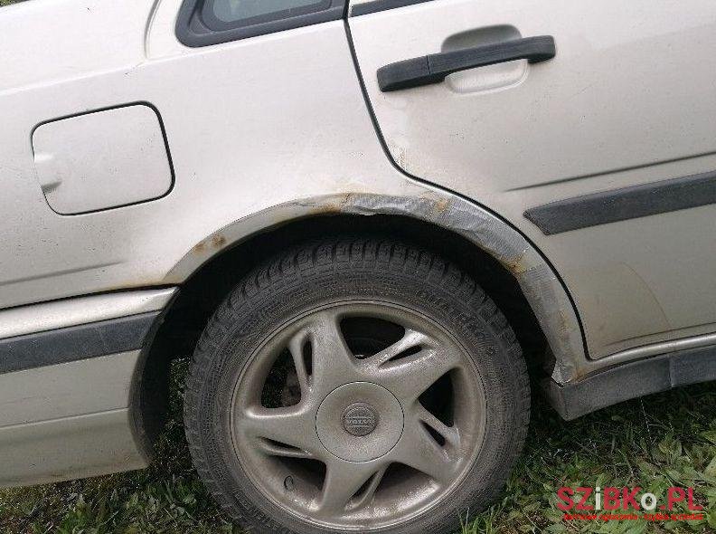 1996' Volvo 460 photo #1