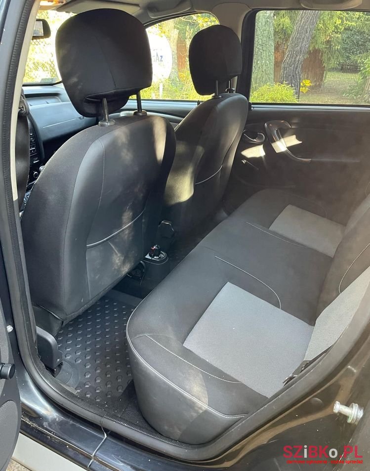 2017' Dacia Duster photo #5